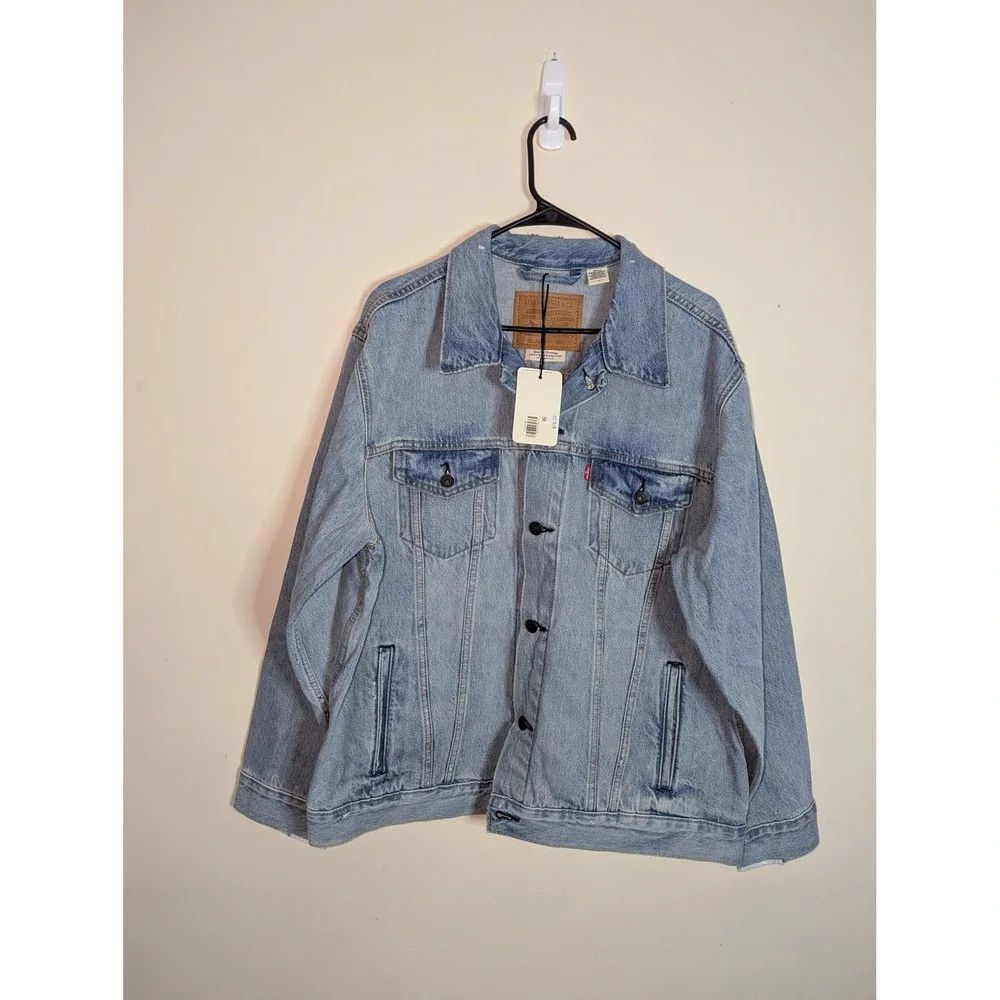 Levis Premium Relaxed Trucker Jacket Light Wash Denim Mens‎ Large A57820002 NEW